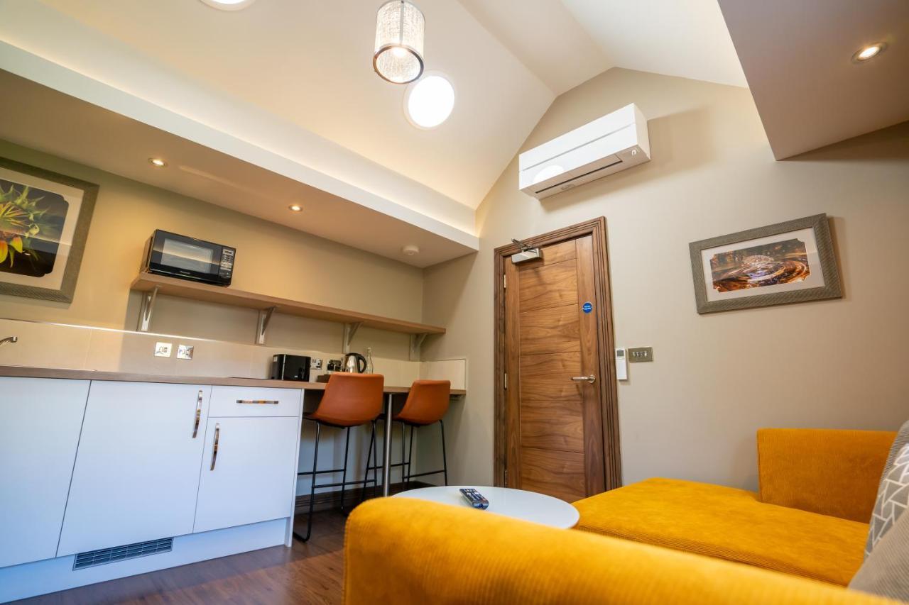 Bond Street Apartments ウォルヴァーハンプトン エクステリア 写真