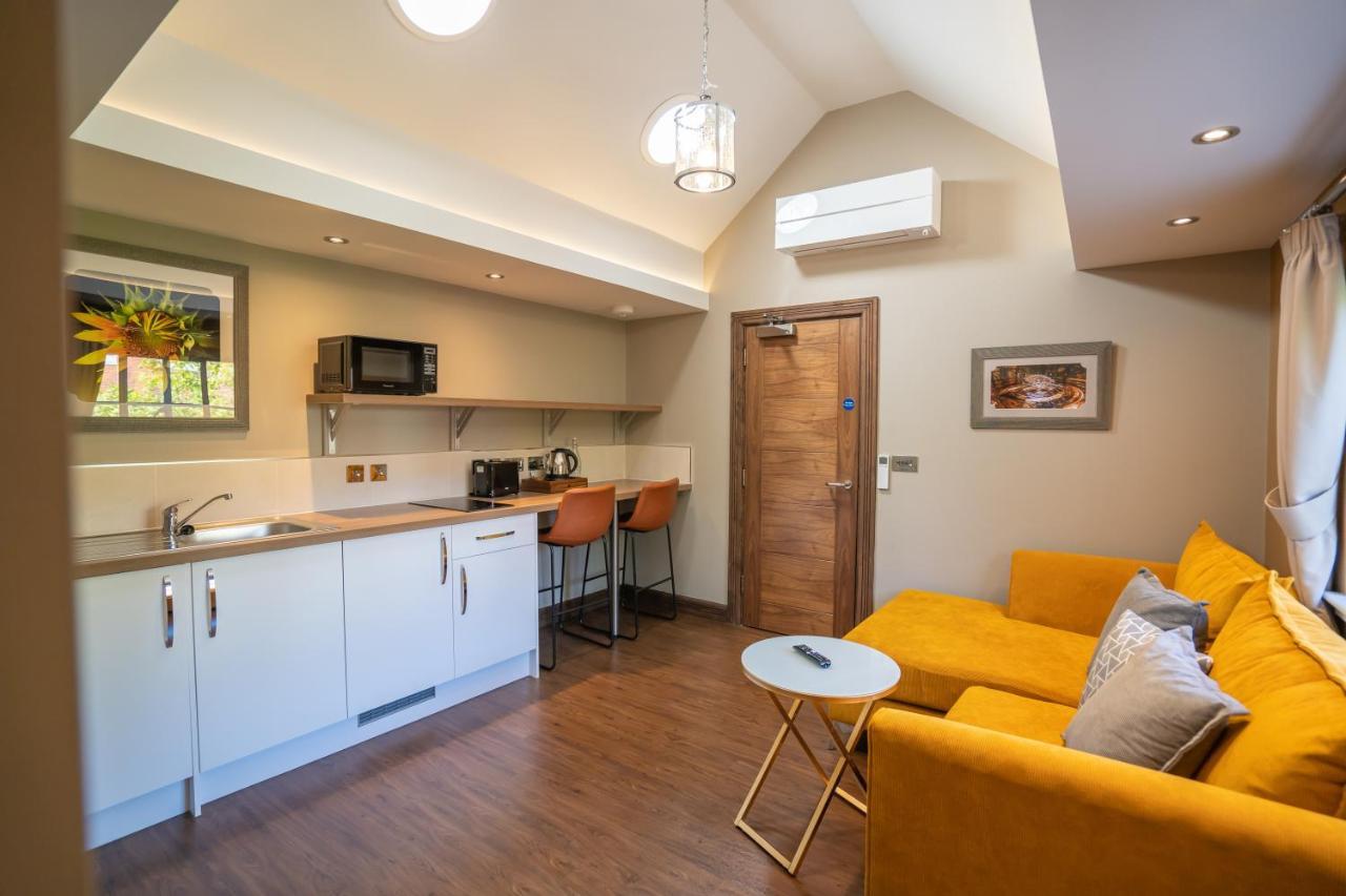 Bond Street Apartments ウォルヴァーハンプトン エクステリア 写真