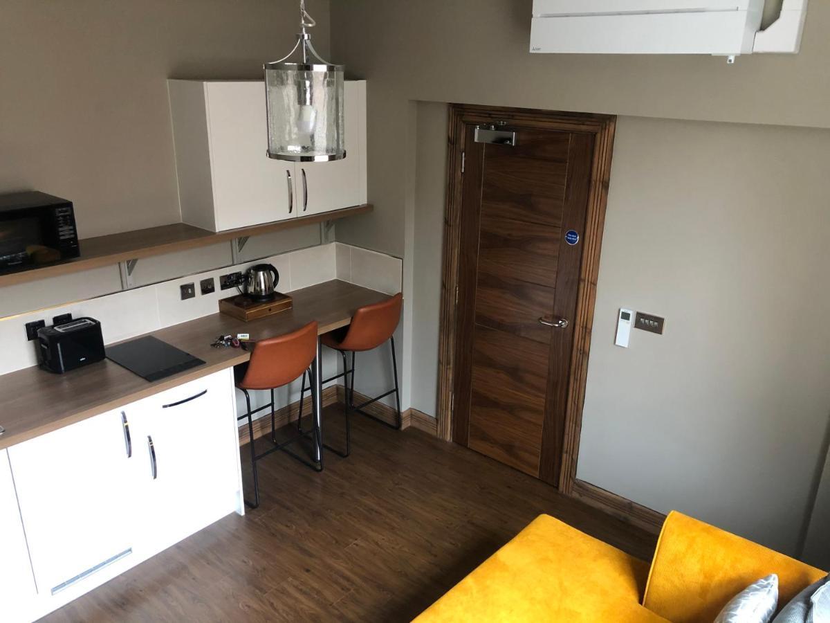 Bond Street Apartments ウォルヴァーハンプトン エクステリア 写真